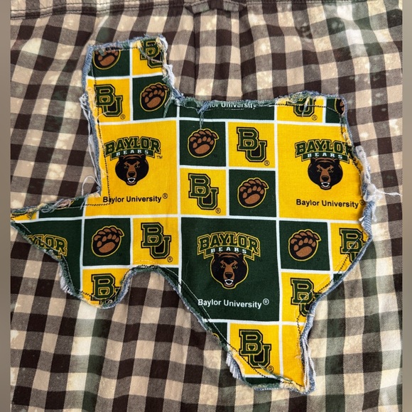 Katie Rie’s Upcycled Plaid Button Down Shirt, Baylor University- size M oversize - Picture 3 of 14
